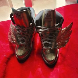 Jeremy Scott winged shoes
